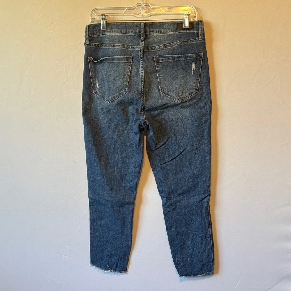 Nicole Miller Soho High Rise Skinny Jeans Distressed Raw Hem Size 8 - Picture 3 of 5